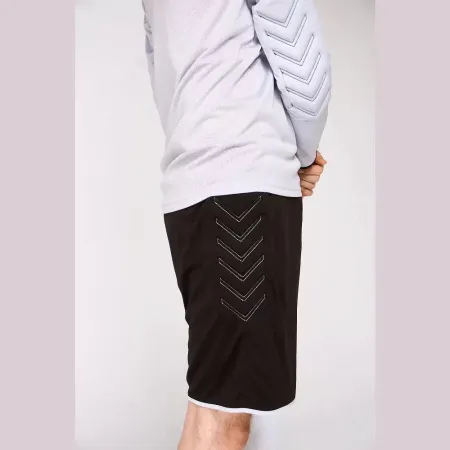 СЦ*Форма футб. врат. KELME 3871007-273-3XL, р.3XL, полиэстер, бело-черный за 3&nbsp;204.50 ₽ купить в Химках