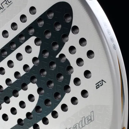 Ракетка для падела BULLPADEL Pearl 26, 493804, для профессионалов, карбон, бело-серый за 35&nbsp;929.50 ₽ купить в Химках