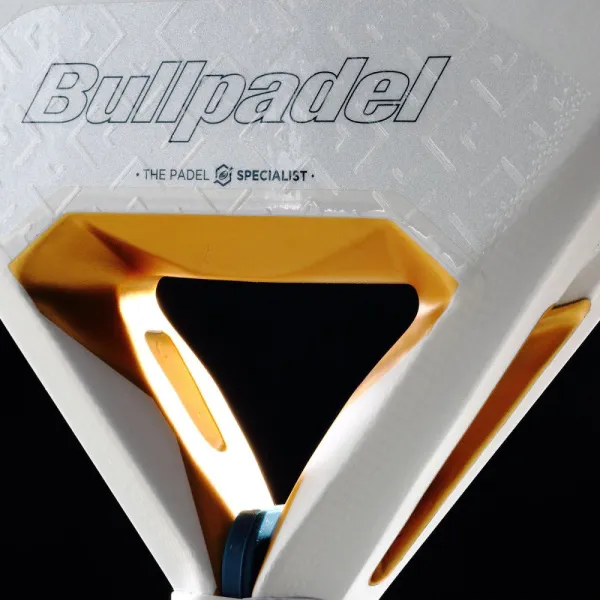 Ракетка для падела BULLPADEL Pearl 26, 493804, для профессионалов, карбон, бело-серый за 35&nbsp;929.50 ₽ в Химках