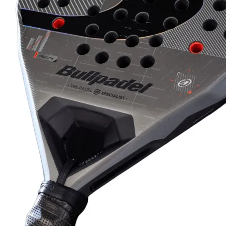 Ракетка для падела BULLPADEL Neuron 02 Comfort 27, 497243,для продв.игр., стекловолокно,карбон, сер. за 38&nbsp;986.10 ₽ купить в Химках